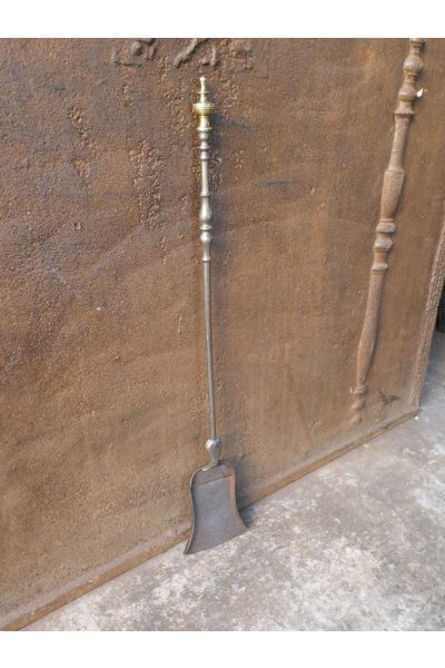 Napoleon III Fire Shovel