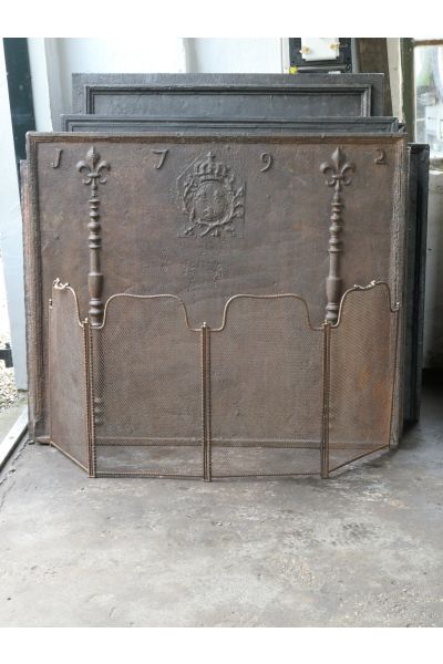 Decorative Antique Fireplace Screen